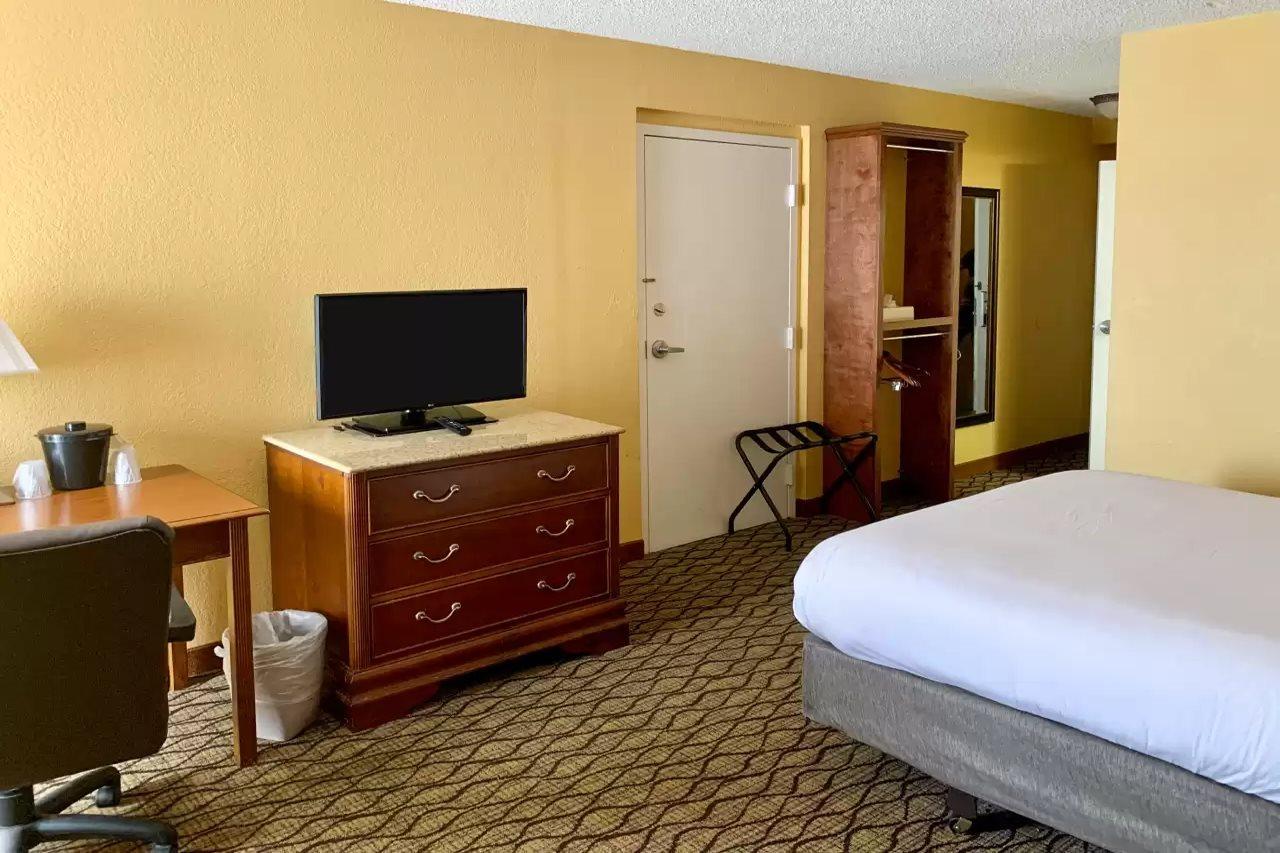 B&B Hotel Miami Airport Miami Springs Екстер'єр фото