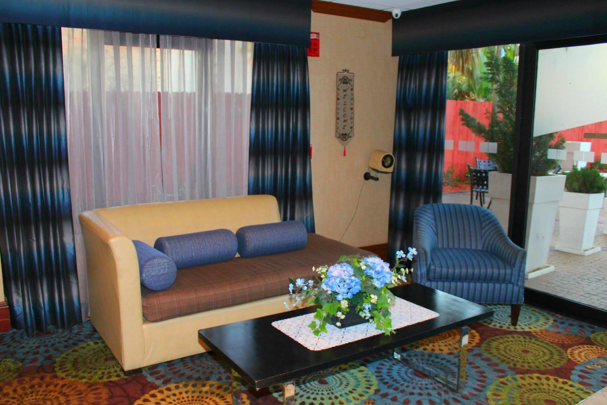 B&B Hotel Miami Airport Miami Springs Екстер'єр фото