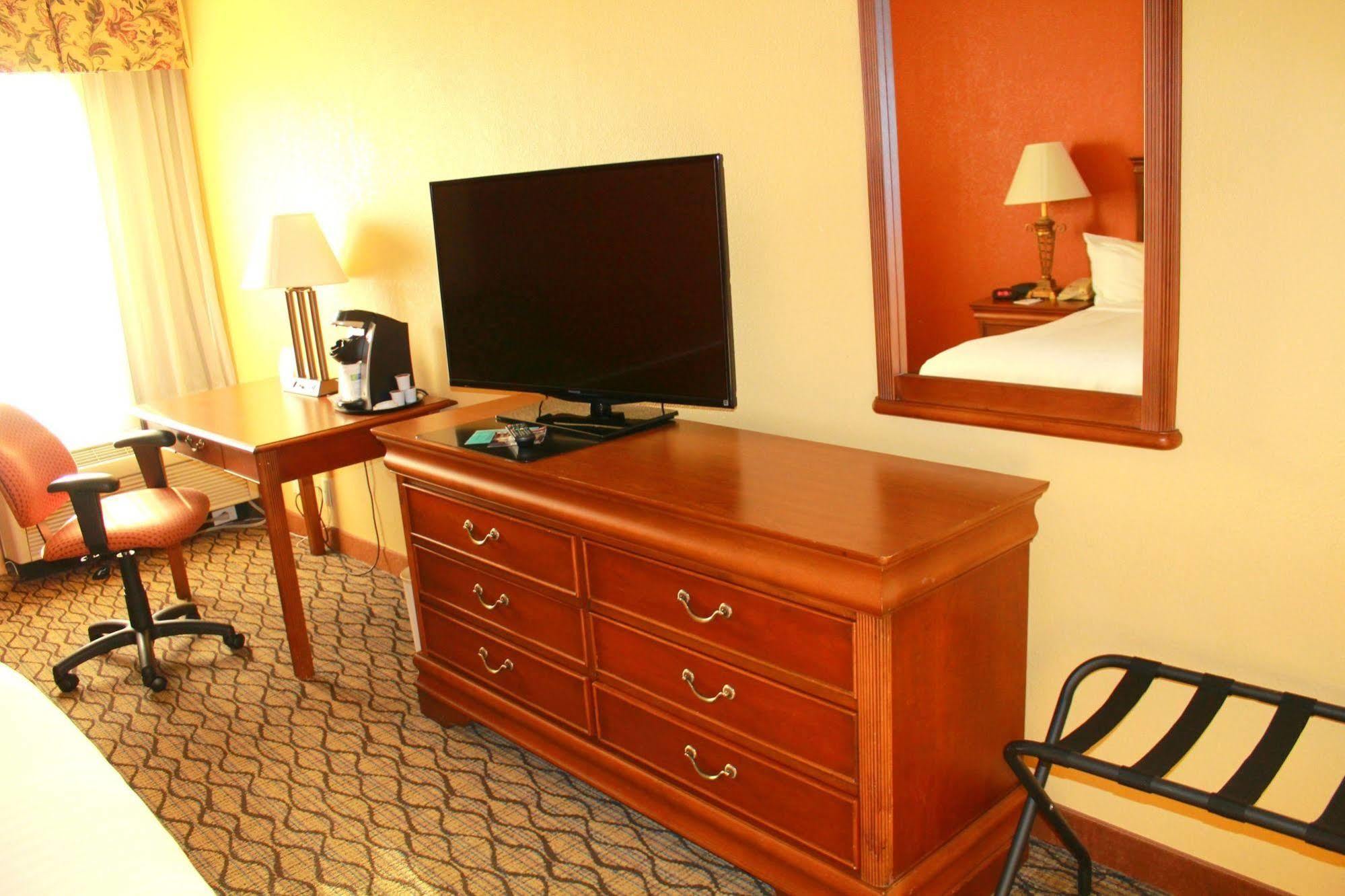 B&B Hotel Miami Airport Miami Springs Екстер'єр фото